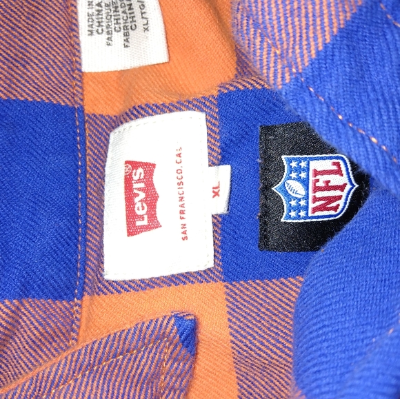 Six Button Up Shirts - Picture 10 of 13